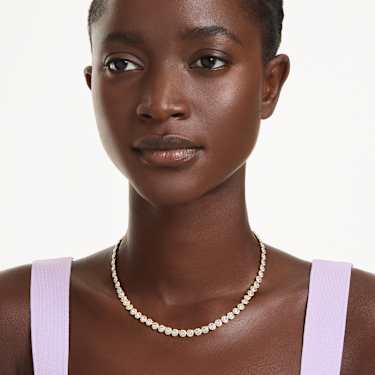 Una Angelic necklace